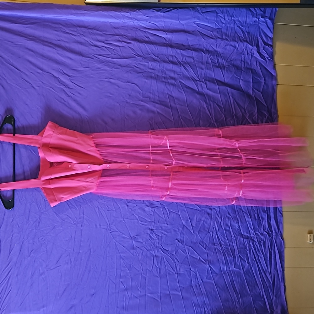 A pink button down dress. Xl